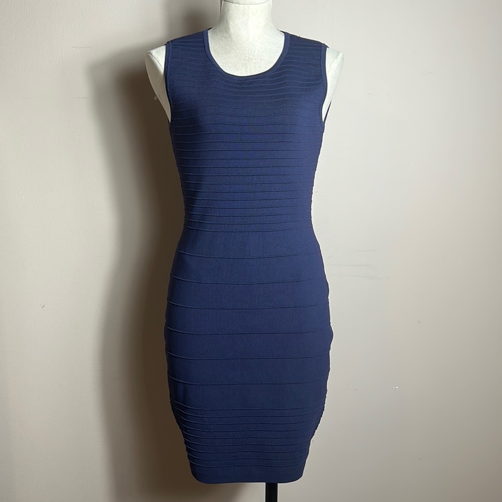 Neiman Marcus ~ Navy Blue/Purple Bodycon Sleeveless Fitted Dress size M